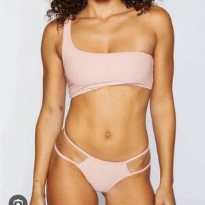 Frankie’s Bikinis Jaymi Top Vintage Rose